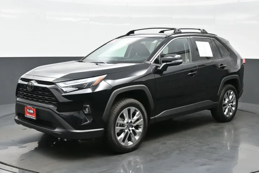2025 Toyota RAV4 XLE Premium photo 1