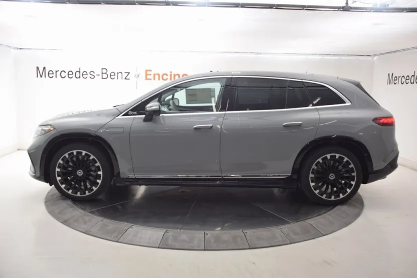 2026 Mercedes Benz EQS SUV 450 4MATIC photo 1