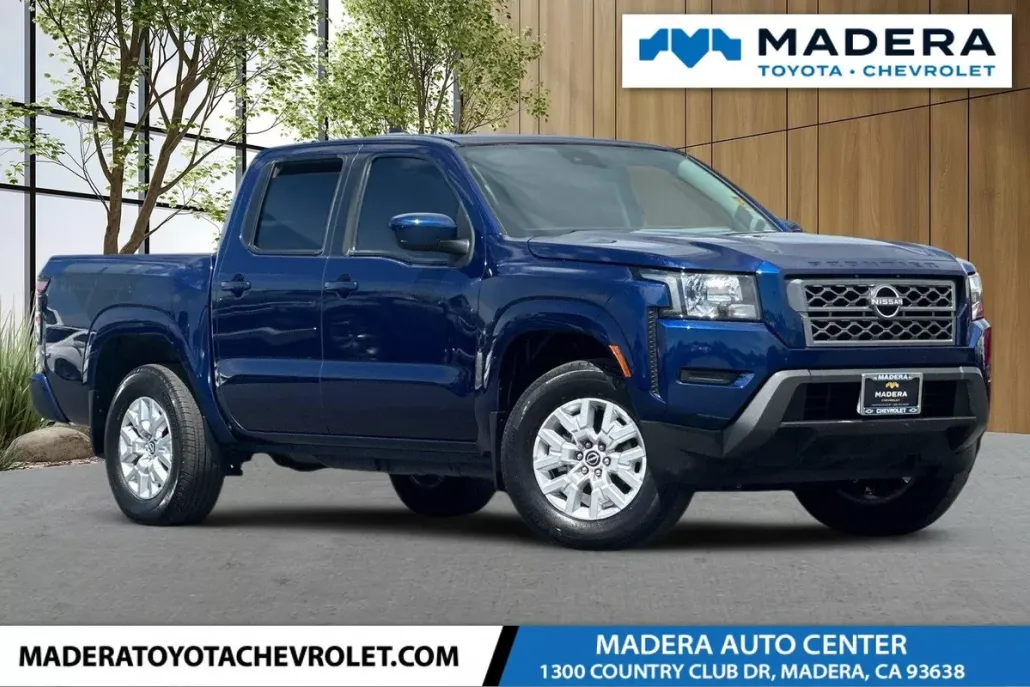2022 Nissan Frontier SV photo 1