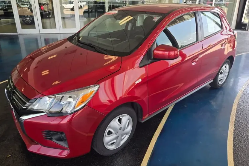 2021 Mitsubishi Mirage ES photo 1