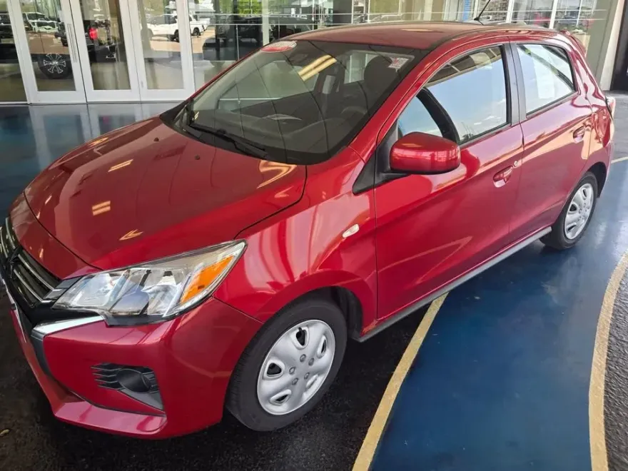 2021 Mitsubishi Mirage ES photo 1