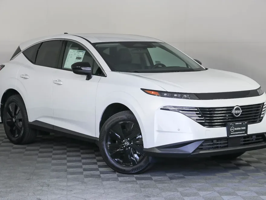 2025 Nissan Murano SV photo 1