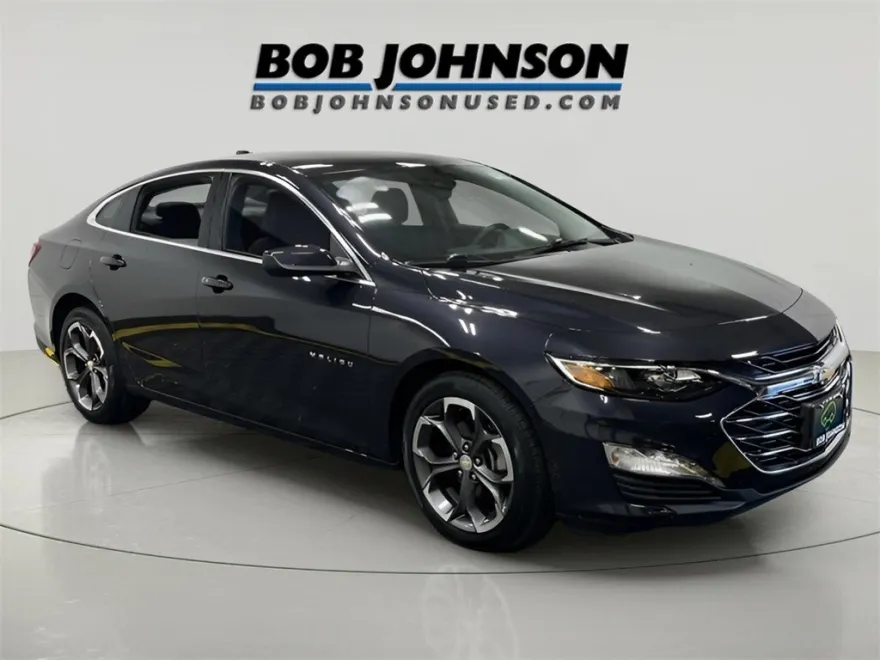 2022 Chevrolet Malibu 1LT photo 1