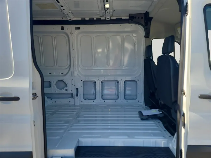 2025 Ford Transit photo 1