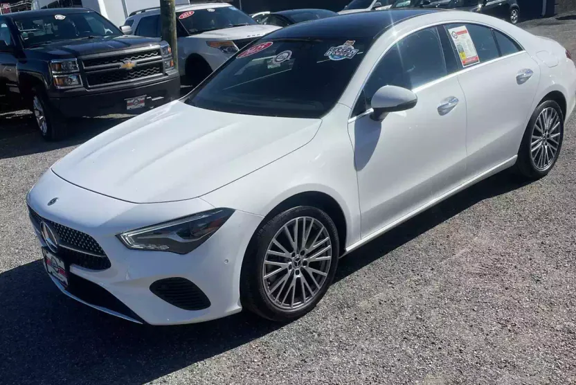 2025 Mercedes Benz CLA 250 4MATIC photo 1