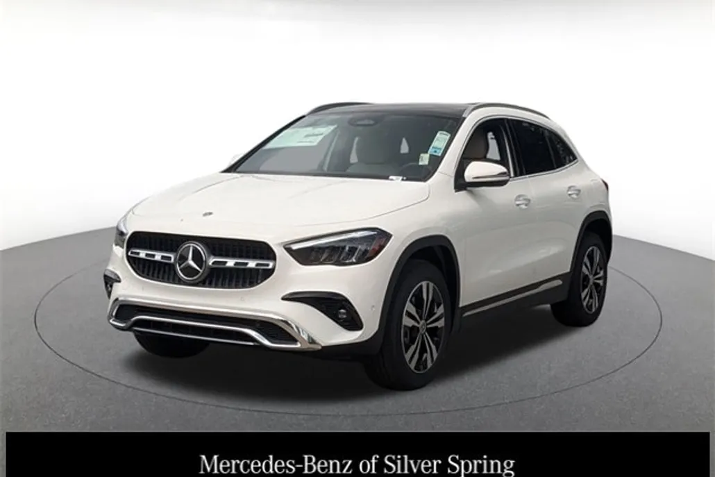 2026 Mercedes Benz GLA 250 4MATIC photo 1