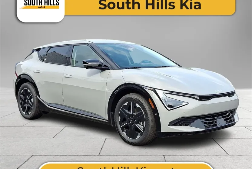 2025 Kia EV6 Wind photo 1