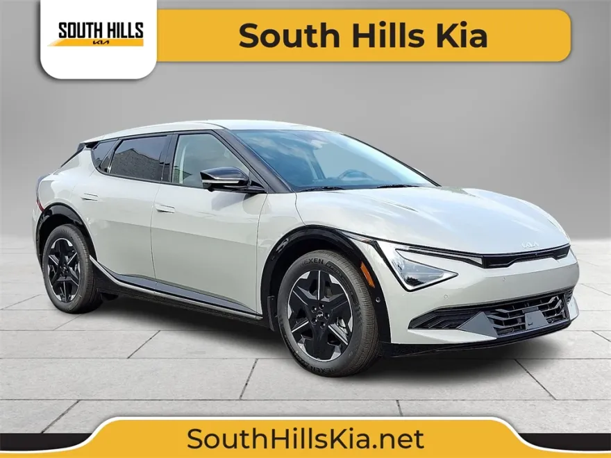 2025 Kia EV6 Wind photo 1