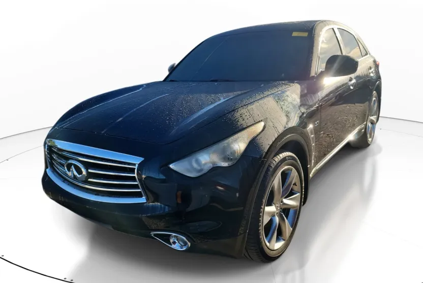 2016 Infiniti QX70 photo 1