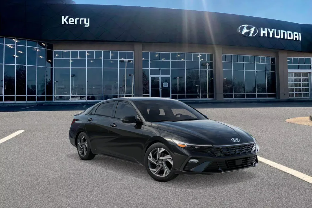 2025 Hyundai Elantra SEL Sport photo 1