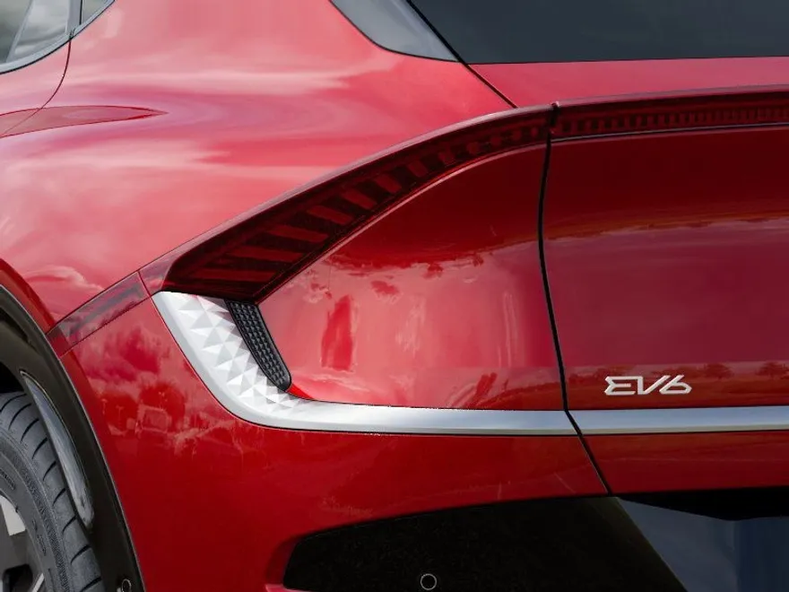 2025 Kia EV6 Light photo 1