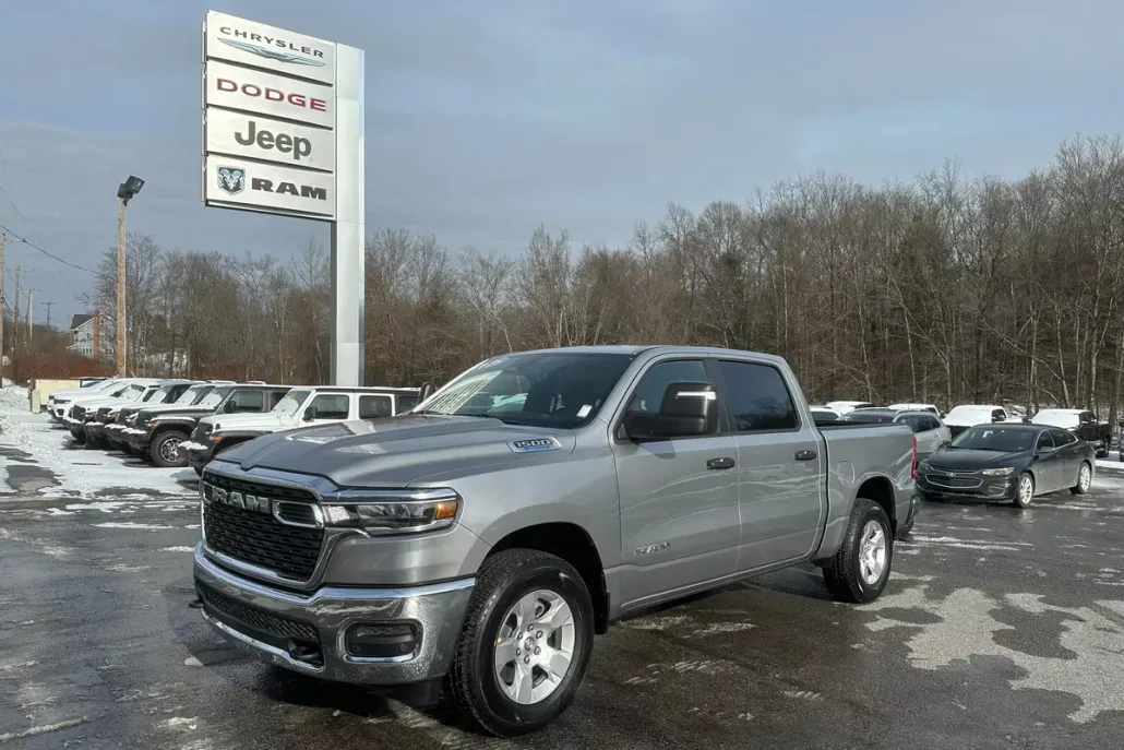 2025 Ram 1500 Tradesman photo 1