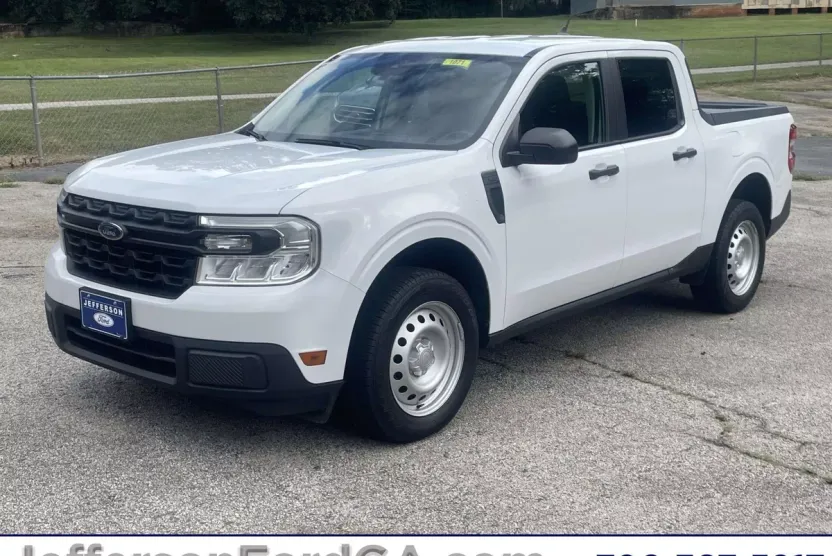 2022 Ford Maverick XL photo 1
