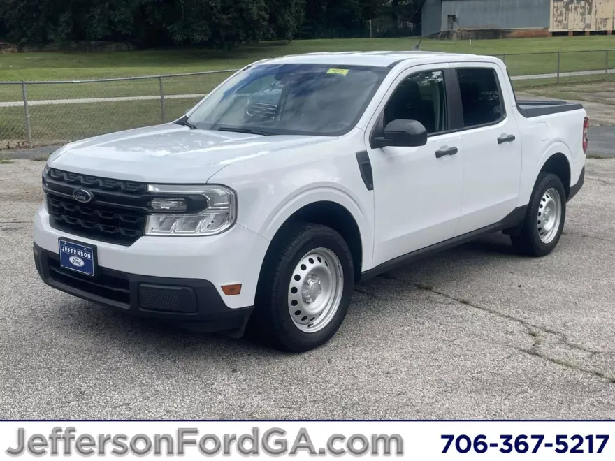 2022 Ford Maverick XL photo 1