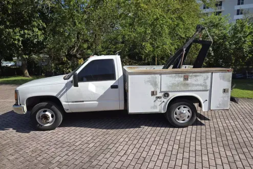 1997 Chevrolet Silverado 3500HD photo 2