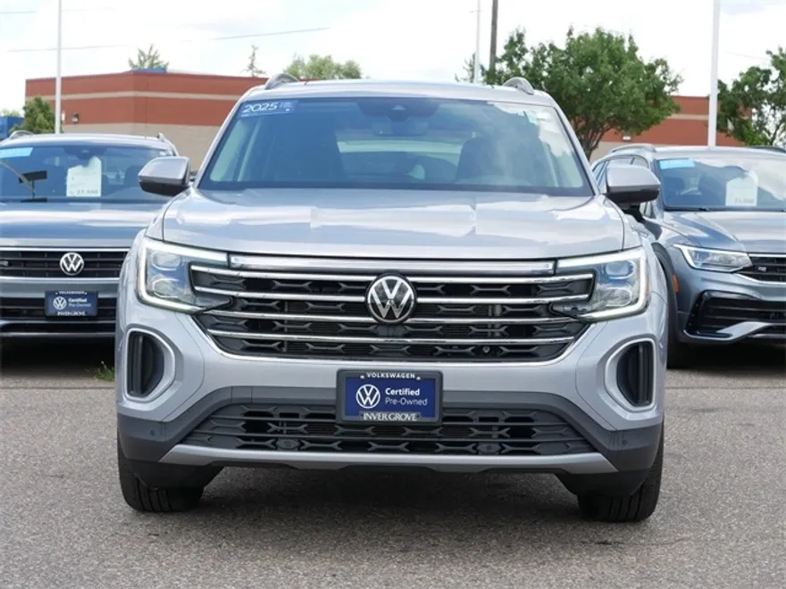 2025 Volkswagen Atlas SE Technology photo 1