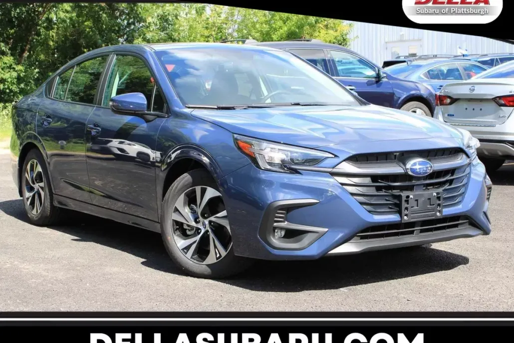 2025 Subaru Legacy Premium photo 1