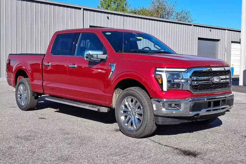 2025 Ford F-150 Lariat photo 1