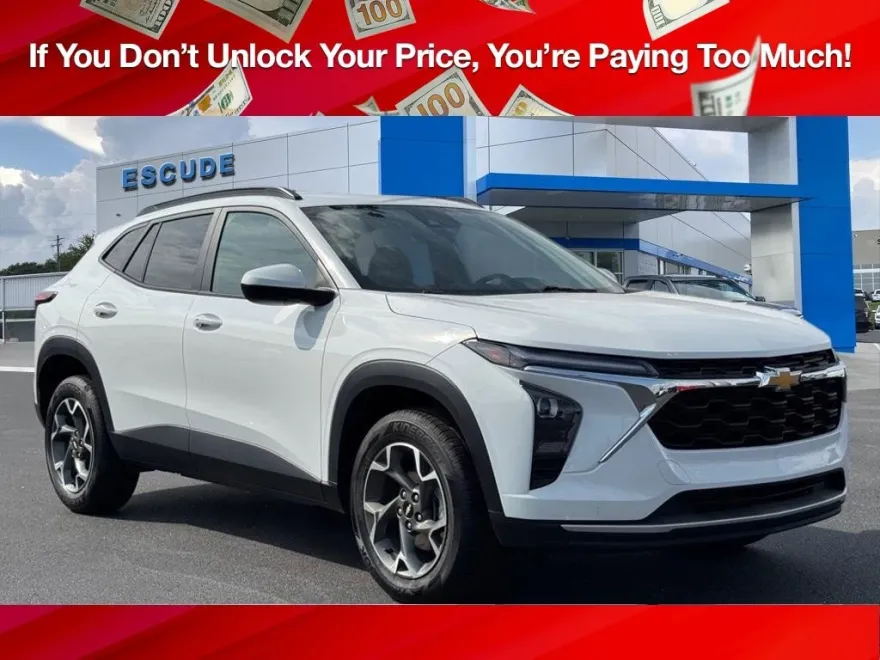 2024 Chevrolet Trax LT photo 1