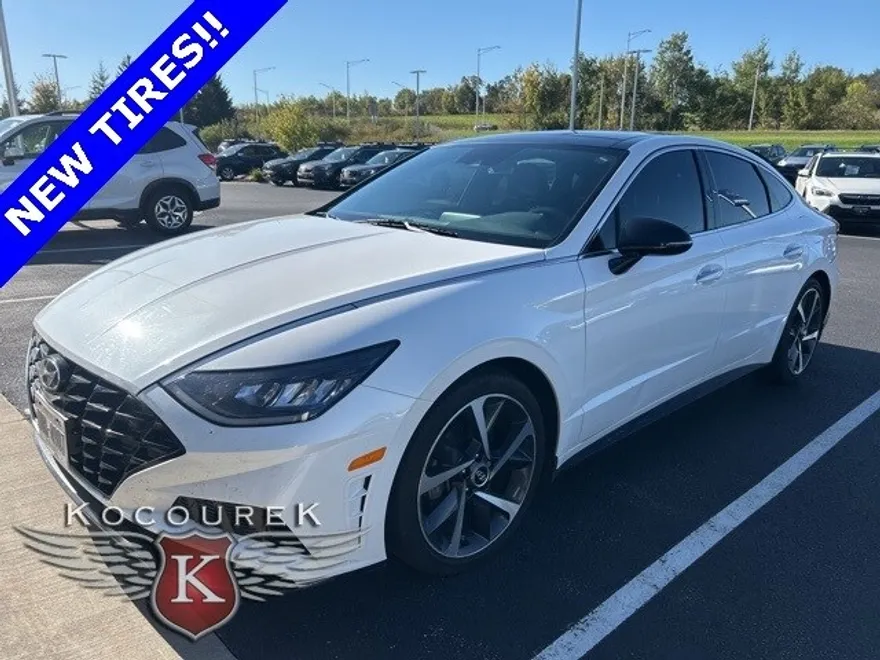2022 Hyundai Sonata SEL Plus photo 1