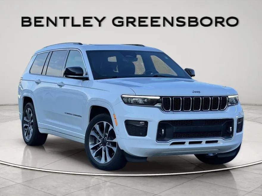 2021 Jeep Grand Cherokee Overland photo 1