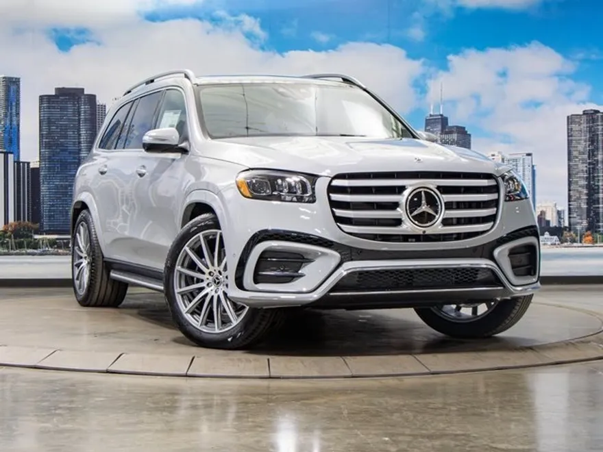 2025 Mercedes Benz GLS 580 4MATIC photo 1