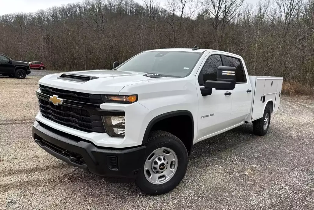 2024 Chevrolet Silverado 2500HD photo 1