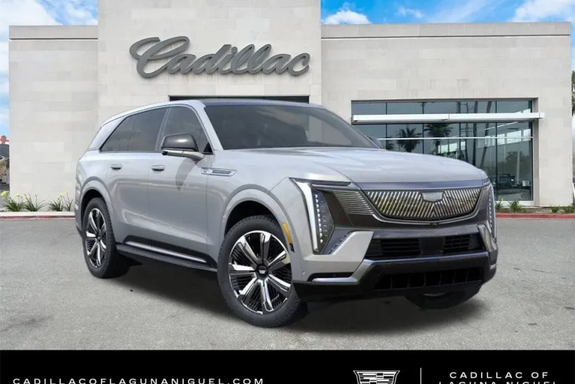 2025 Cadillac Escalade IQ Luxury photo 1