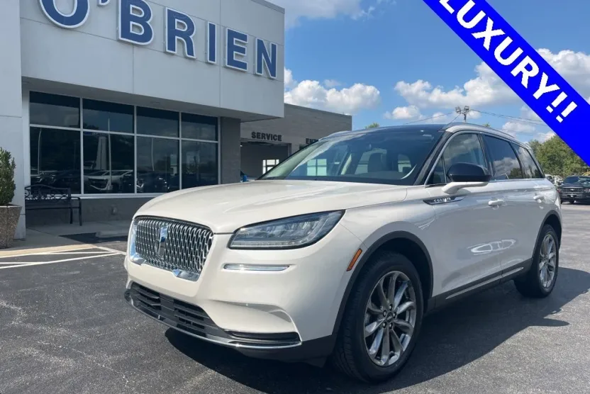 2021 Lincoln Corsair Standard photo 1