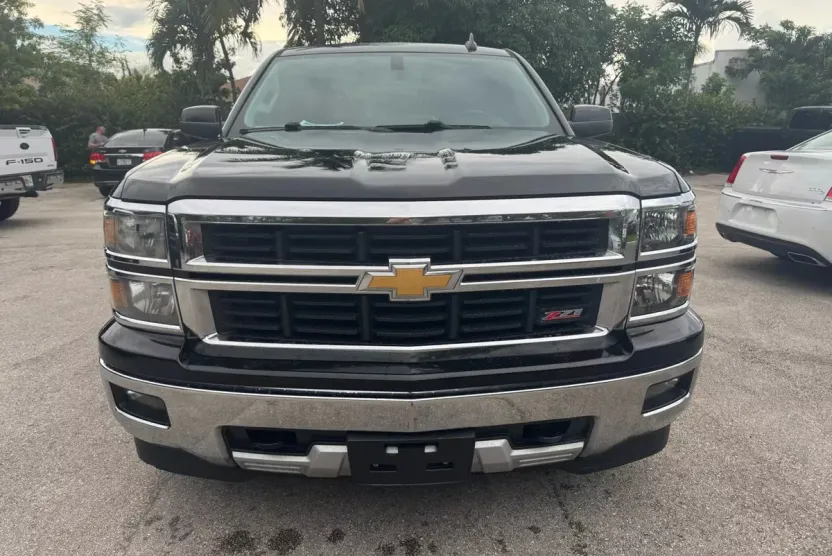 2015 Chevrolet Silverado 1500 Z71 LT photo 1