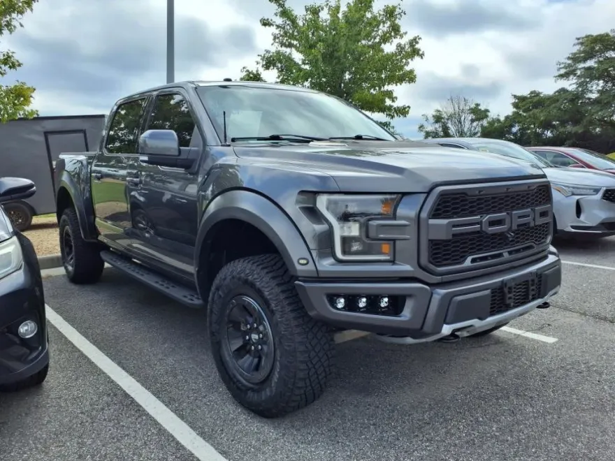 2018 Ford F-150 Raptor photo 1