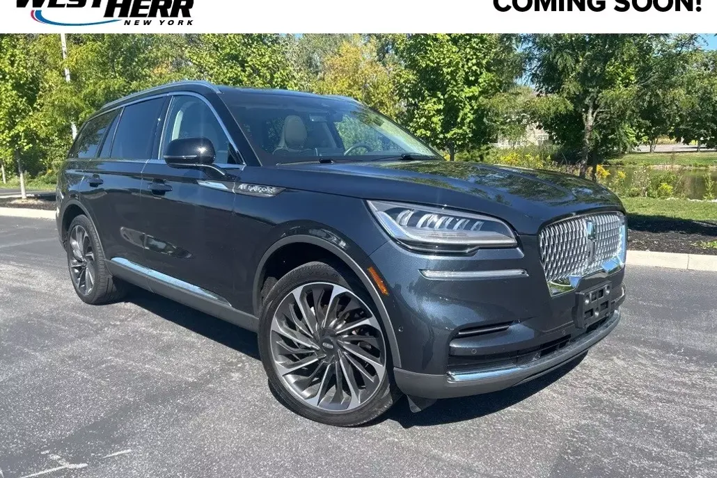 2023 Lincoln Aviator Reserve photo 1