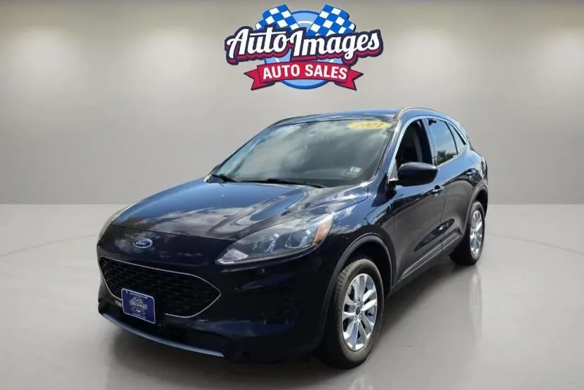 2021 Ford Escape SE photo 1