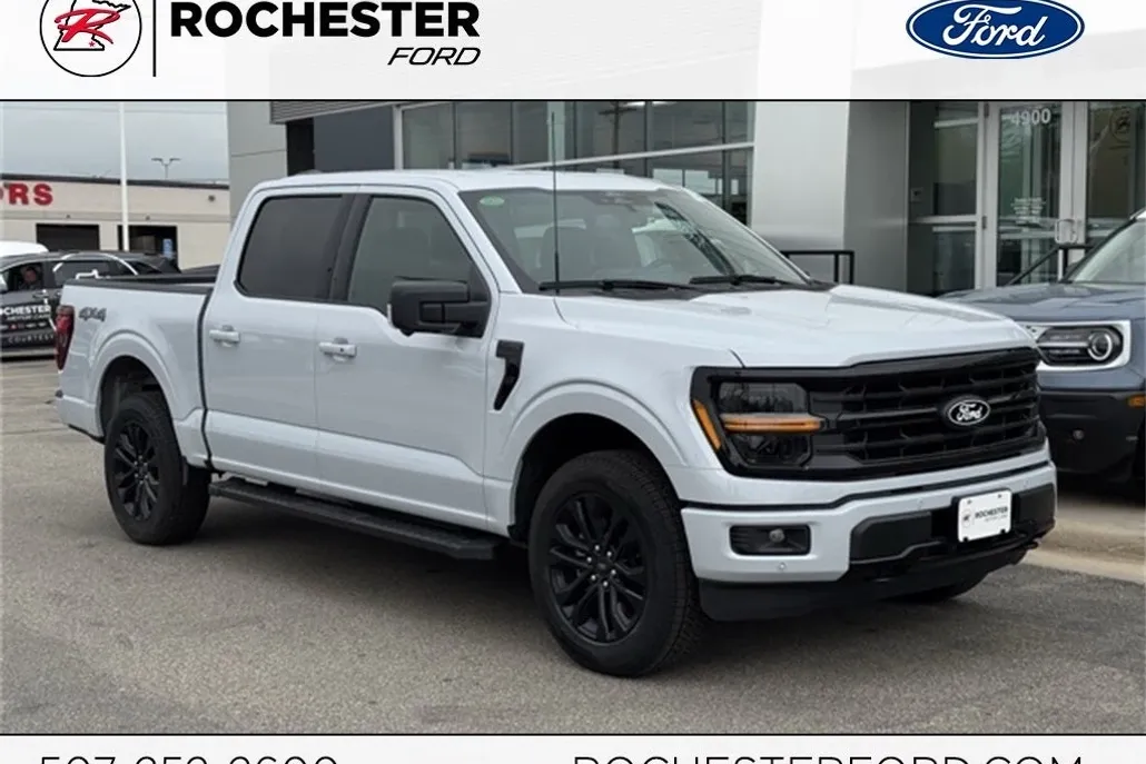 2025 Ford F-150 XLT photo 1