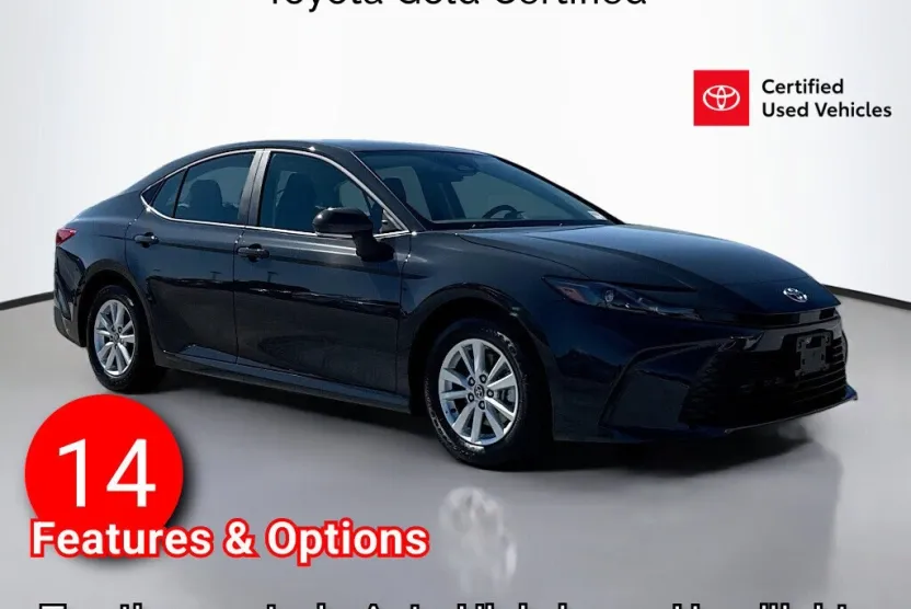 2025 Toyota Camry LE photo 1