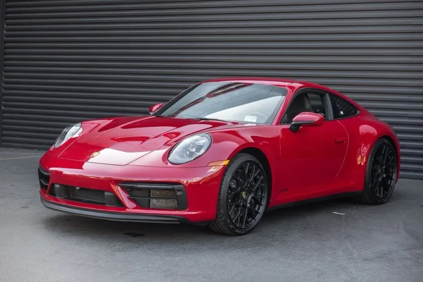 2024 Porsche 911 GTS photo 1