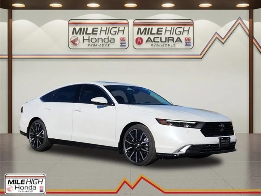 2025 Honda Accord Hybrid Touring photo 1