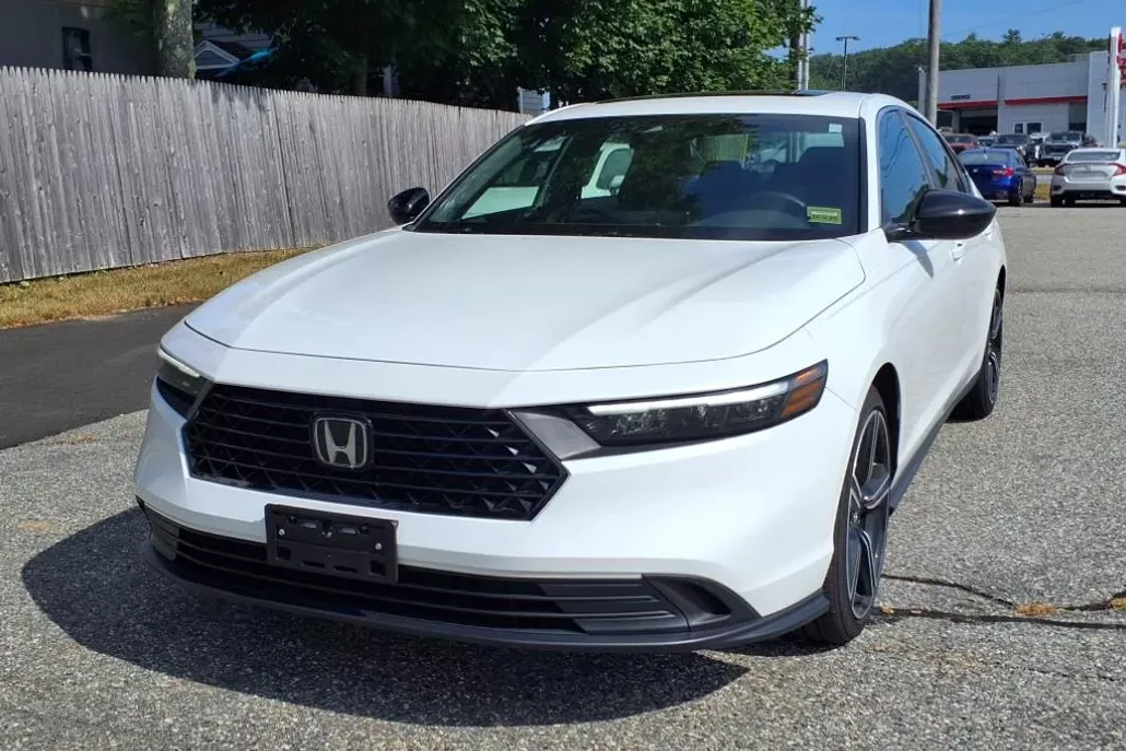 2024 Honda Accord Hybrid Sport photo 1