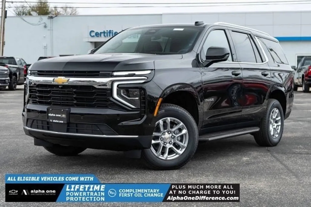 2025 Chevrolet Tahoe LS photo 1