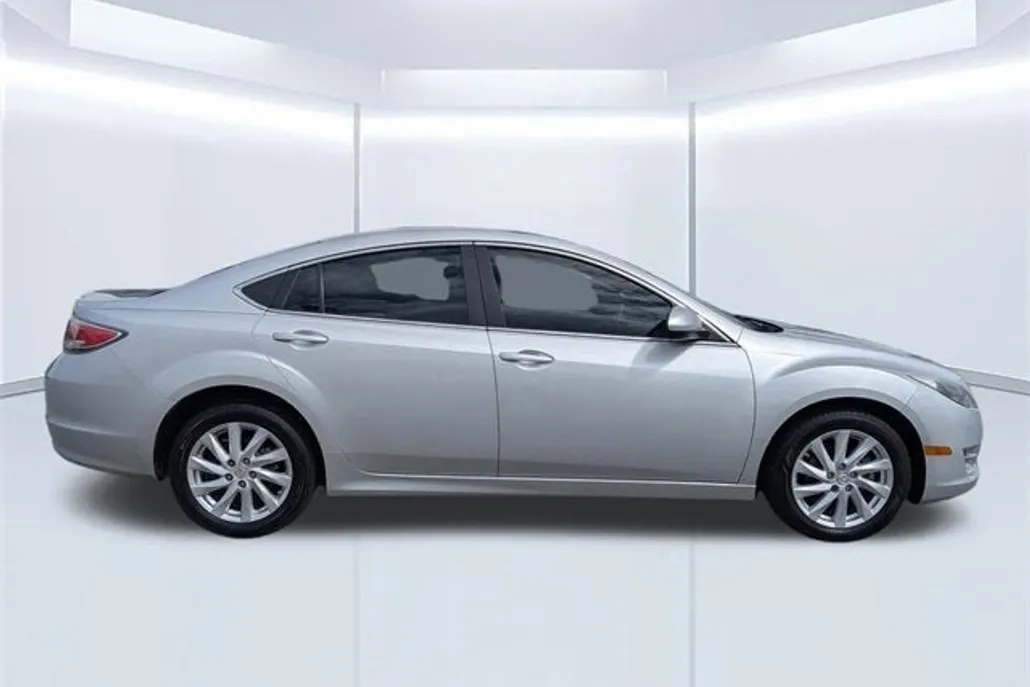 2013 Mazda Mazda6 Touring photo 1