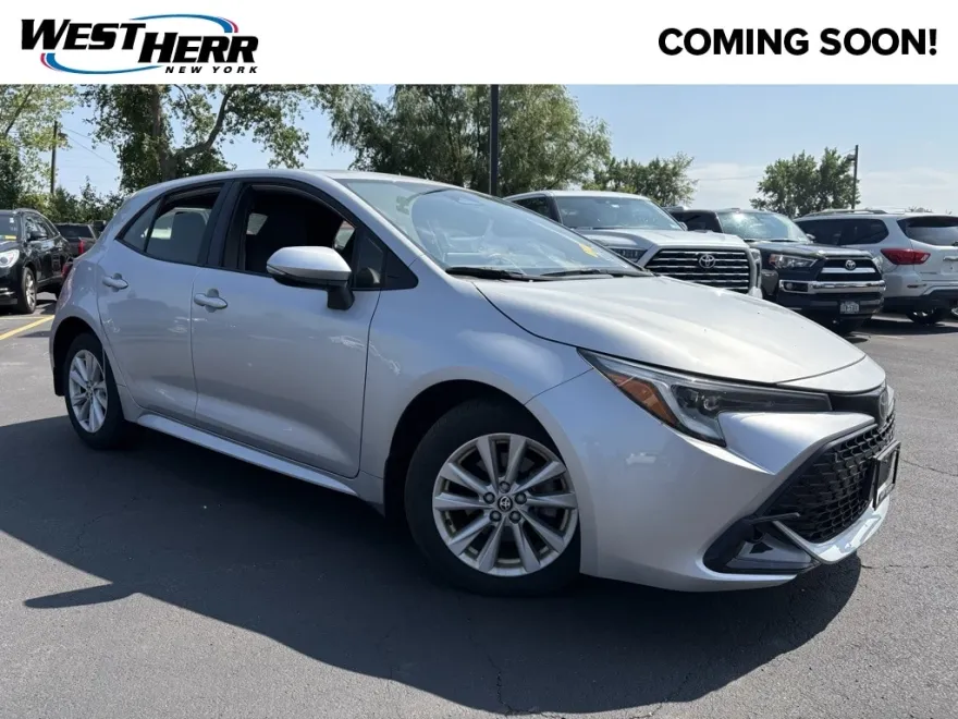 2023 Toyota Corolla SE photo 1