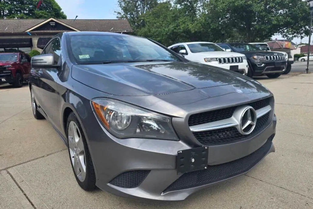 2015 Mercedes Benz CLA 250 4MATIC photo 1