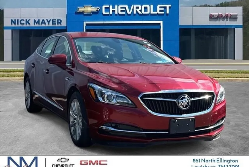 2018 Buick LaCrosse Essence photo 1