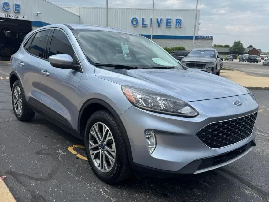 2022 Ford Escape SEL photo 1