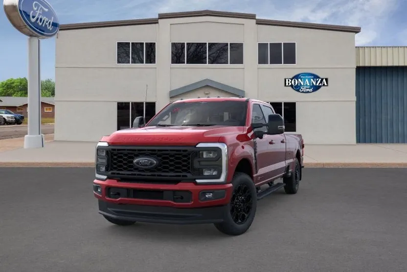 2025 Ford F-350 Lariat photo 1