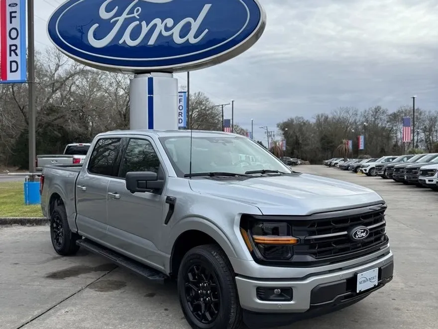 2025 Ford F-150 XLT photo 1