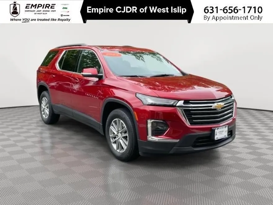 2023 Chevrolet Traverse Cloth photo 1