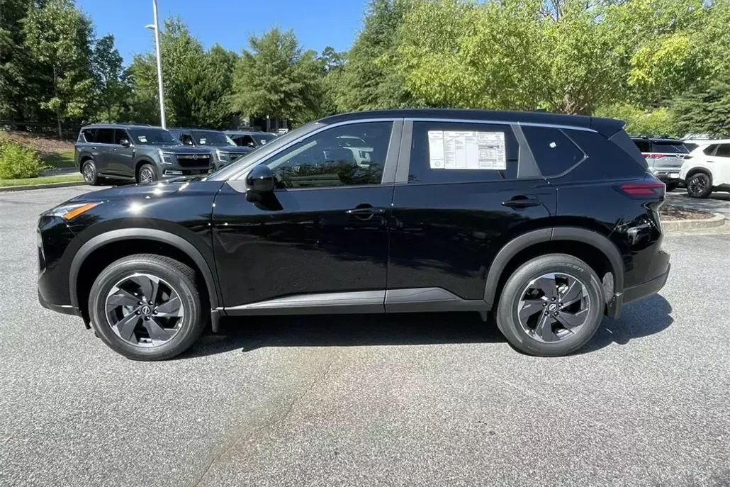 2026 Nissan Rogue SV photo 1