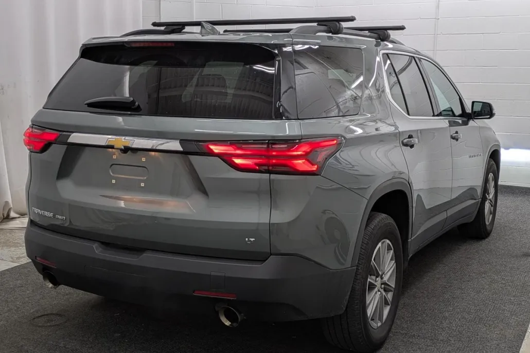 2023 Chevrolet Traverse Cloth photo 1