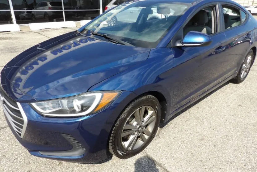 2017 Hyundai Elantra SE Tech Limited photo 1